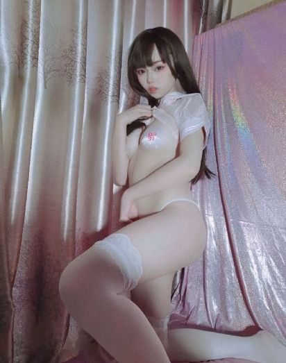 秋月爱莉动漫